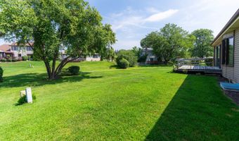 90 N Prairie Dr, Addison, IL 60101