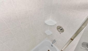 10626 WEYMOUTH St 10626, Bethesda, MD 20814