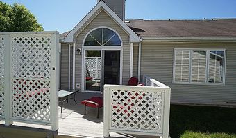 10 Sweet Bay Ln, Amherst, NY 14221