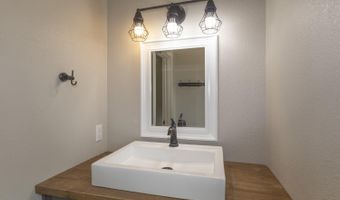 703 Johnson Ave, Ava, MO 65608