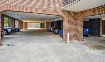 1510 12TH St N Ph5, Arlington, VA 22209