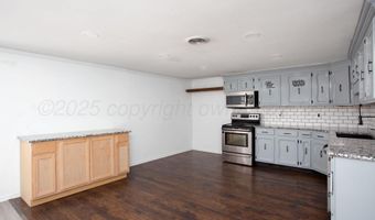 224 E WILLOW CREEK Dr, Amarillo, TX 79108