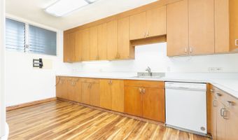 999 Wilder Ave 305, Honolulu, HI 96822