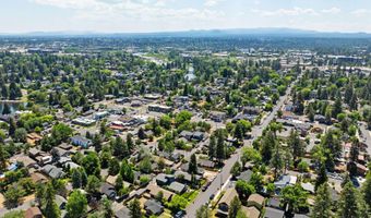 820 NW 12th St, Bend, OR 97703