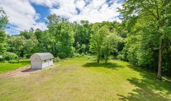 10 W Shore Dr, Alloway, NJ 07462