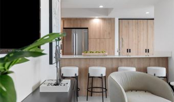 10281 W Bay Harbor Dr 201, Bay Harbor Islands, FL 33154