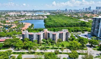 3301 N Country Club Dr 309, Aventura, FL 33180