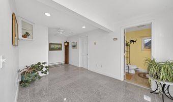 11 Johnson Ave, North Kingstown, RI 02852
