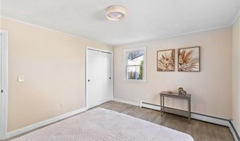 47 Shady Lea Rd, North Kingstown, RI 02852