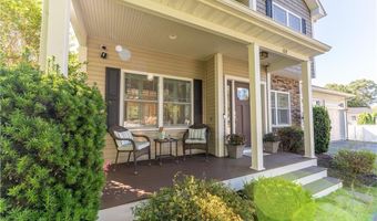 132 Julian Rd, Warwick, RI 02889