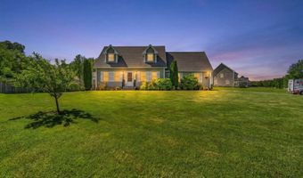 174 Rolling Meadow Dr, Bangor, ME 04401