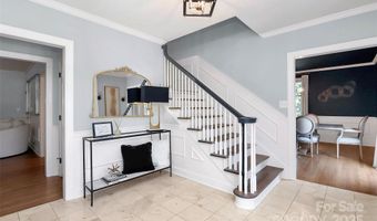906 Colonial Dr, Albemarle, NC 28001