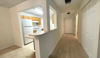 2000 PHILLIPS Ter 4, Annapolis, MD 21401