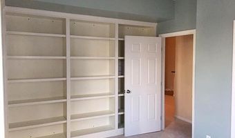 926 W Summerfield Glen Cir, Ann Arbor, MI 48103