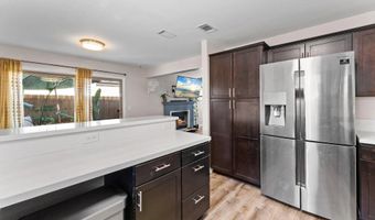 1233 Titan Ct, Escondido, CA 92026