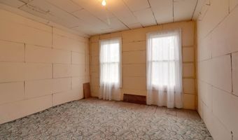 2656 E Big Beaver, Troy, MI 48083