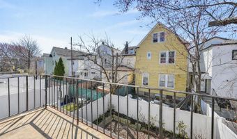 28 Willow St, Bayonne, NJ 07002