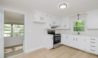 24 Sagamore, Attleboro, MA 02703