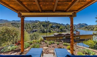 2106 Lakeshore Dr, Agoura Hills, CA 91301