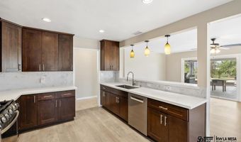 8195 Chaz Pl, La Mesa, CA 91942