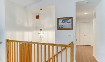 8606 FALKSTONE Ln, Alexandria, VA 22309