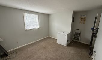 7 School St, Burlington, CT 06013