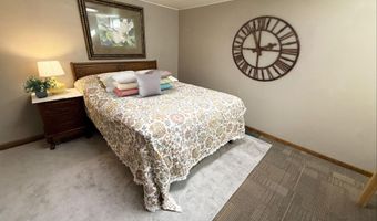 1219 SW 8th Ave, Aberdeen, SD 57401