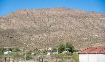 2412 Iowa Ave, Alamogordo, NM 88310