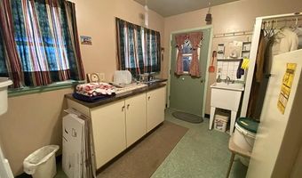 220 N 9th St, Challis, ID 83226
