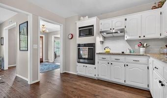 2516 Williamsburg St S, Bartlesville, OK 74006