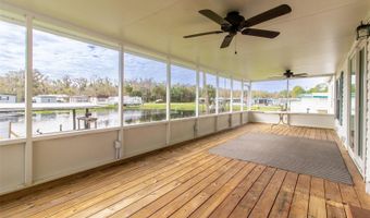 25836 MANHATTAN Ln, Astor, FL 32102