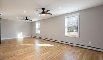311 Hope Rd, Cranston, RI 02921