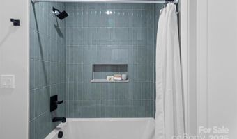 1613 Umstead St, Charlotte, NC 28205