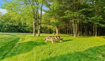 162 Pine Orchard Rd, Glocester, RI 02814