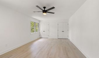 13 Grouse Dr, Bayville, NJ 08721