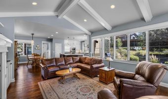 61525 Meeks Trl, Bend, OR 97702