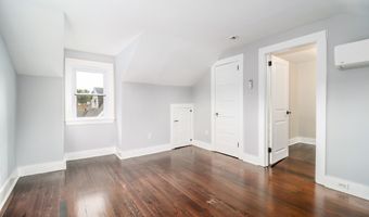 79 W Wooster St, Danbury, CT 06810