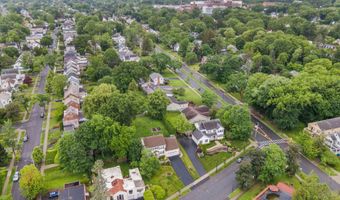 274 Woodlawn Ave, Albany, NY 12208