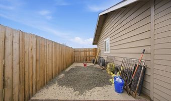 805 SW MT ADAMS Ave, Boardman, OR 97818