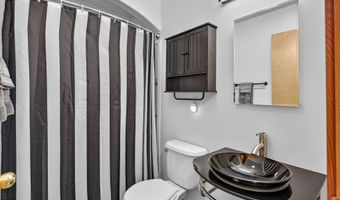 414 Parkside Dr, Ashland, OR 97520