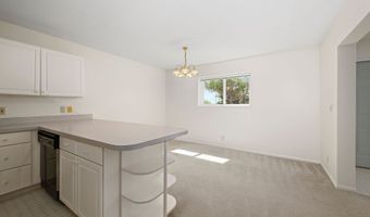 285 WALDORF Pl, Astoria, OR 97103