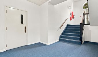15 Curtis St 101, Cranston, RI 02920