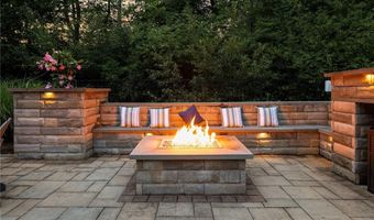 2393 Scituate Ave, Cranston, RI 02831