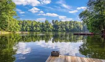 23208 Wild Cherry Ln, Abingdon, VA 24211