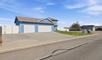 5601 Tonkawa Trl, Bar Nunn, WY 82601