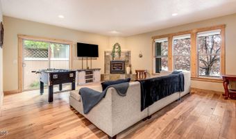 61390 Merriewood Ct, Bend, OR 97702