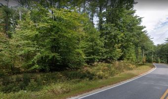 400 Scruton Pond Rd, Barrington, NH 03825