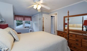 3 Clover Rd, Clinton, CT 06413