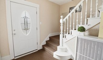 104 S Main St, Auburn, ME 04210