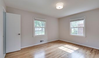 9808 BRIXTON Ln, Bethesda, MD 20817